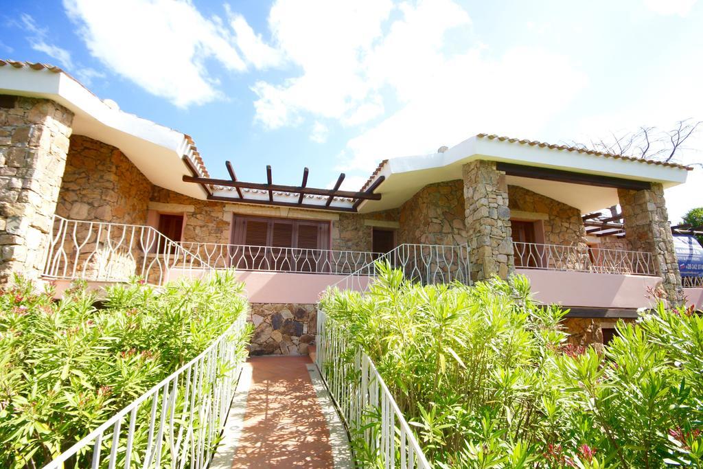 Residenze Dei Fiori Villa Porto Rotondo Exterior photo